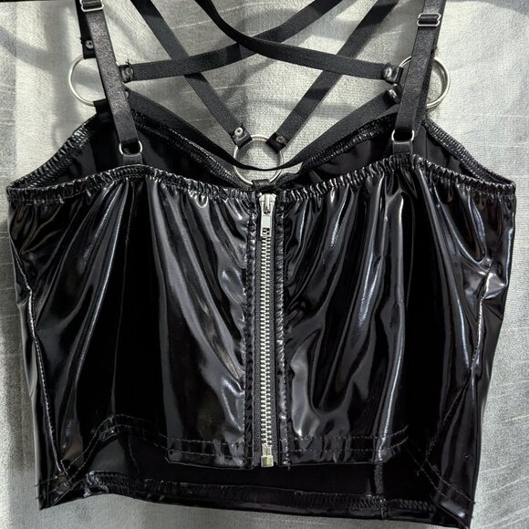 Widow Dolls Kill Drink Of The Divine PVC Crop Top Black Medium - Picture 5 of 6